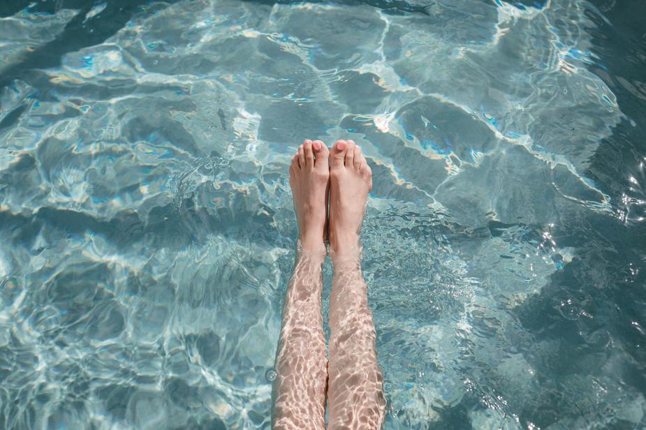 Reflexology Treatment - 60/90 Mins Reflexology The White Room 60 Mins