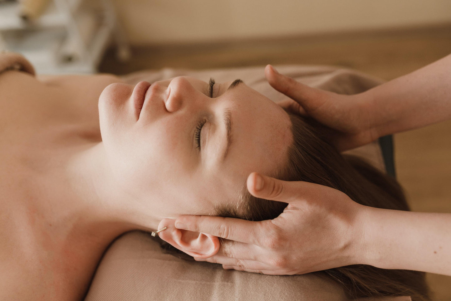 Indian Head Massage - 30 Mins Treatments & Facials The White Room Indian Head Massage